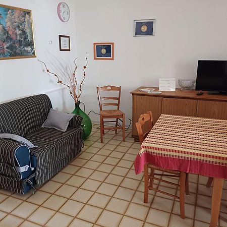特里卡塞Casa Di Chiara别墅 外观 照片