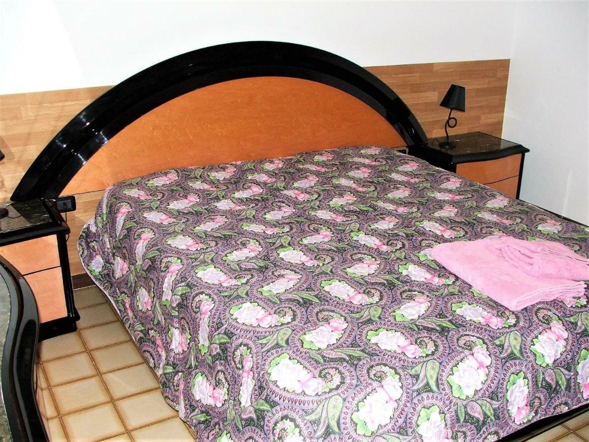 特里卡塞Casa Di Chiara别墅 外观 照片